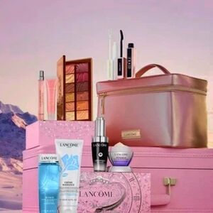 Lancome Skincare Set in Pink and Gold